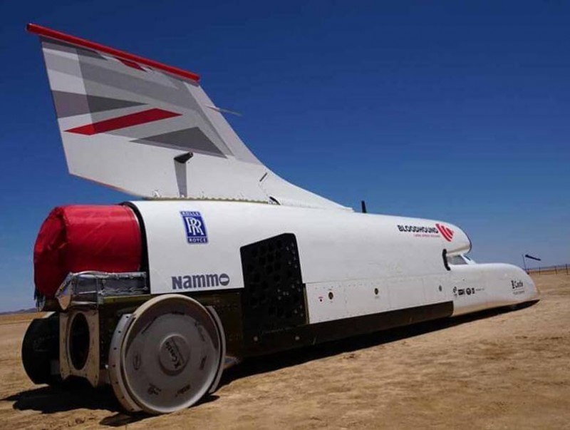 "Bloodhound" машин 790 км цаг хүртэл хурдалжээ