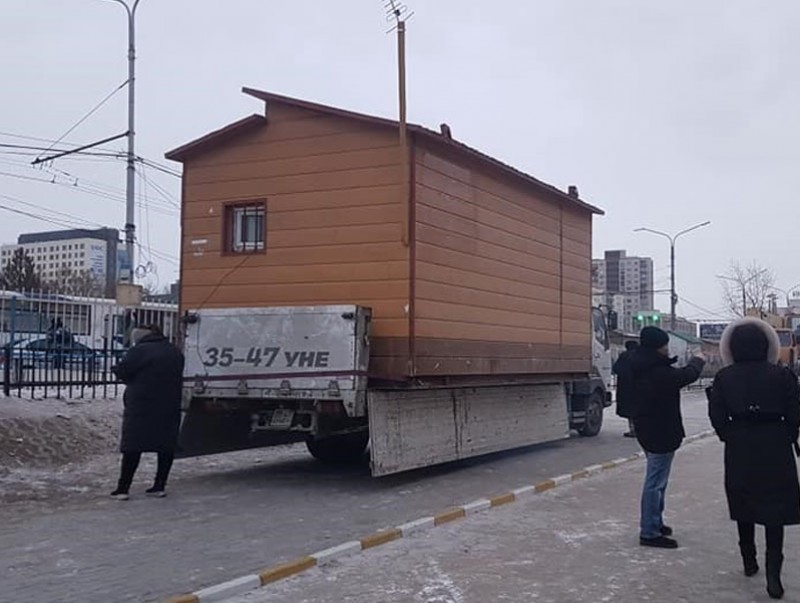 Түргэн үйлчилгээний 22 цэгийг албадан нүүлгэжээ