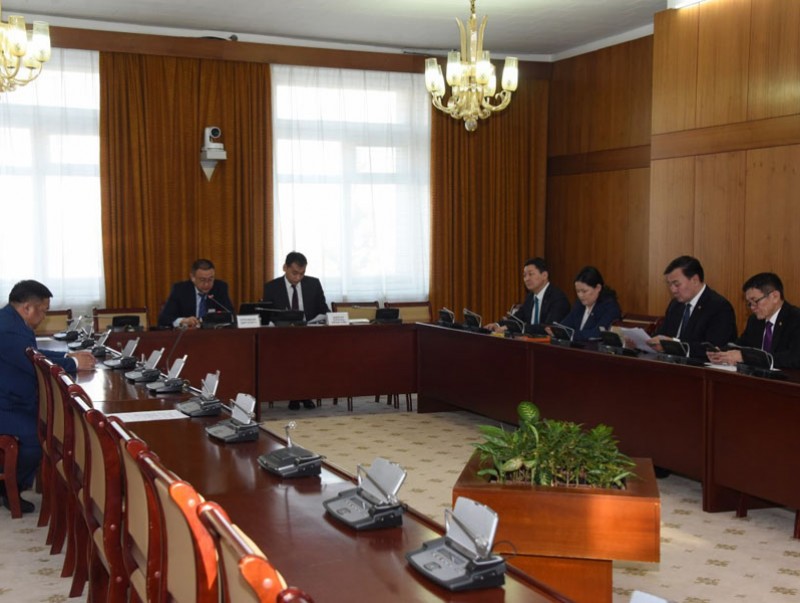 Хуулийн төслүүдийг анхны хэлэлцүүлгээр батлуулахыг дэмжив
