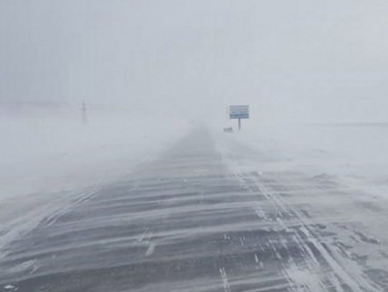 Орон нутгийн замд анхаарал болгоомжтой зорчино уу
