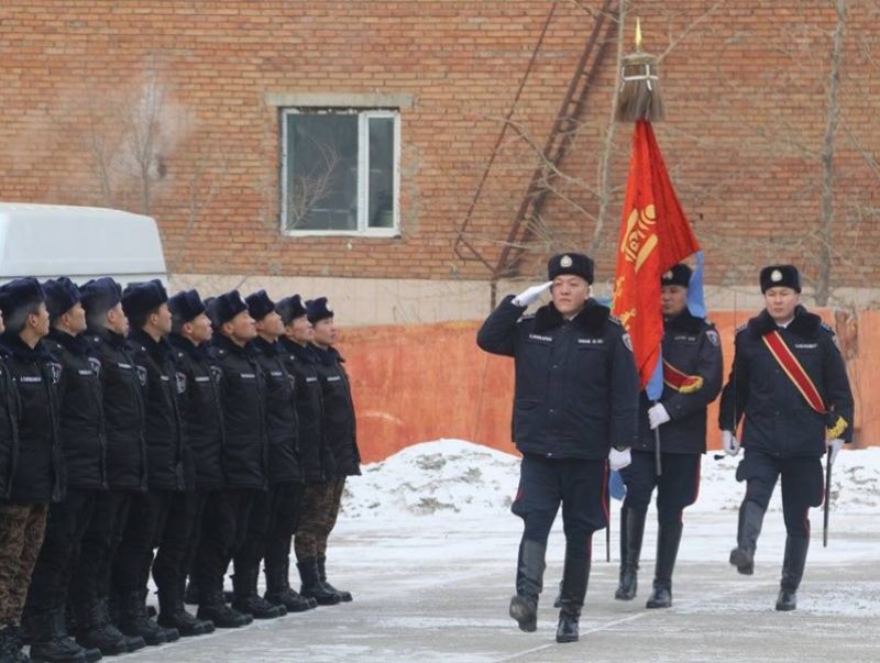 Сонсогчдод цол олгож, гэрчилгээ гардуулав