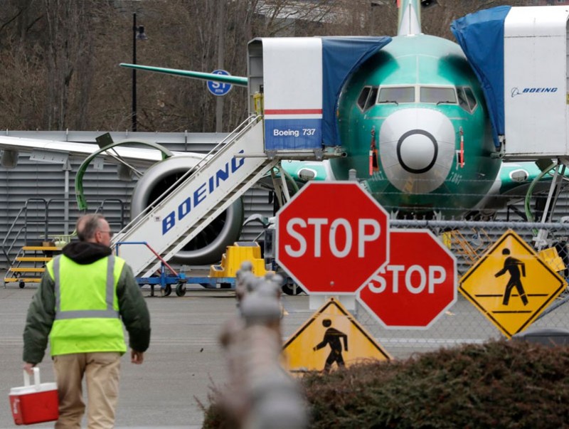 “Боинг” корпораци “Боинг 737 Макс” загварын онгоцны үйлдвэрлэлээ зогсооно