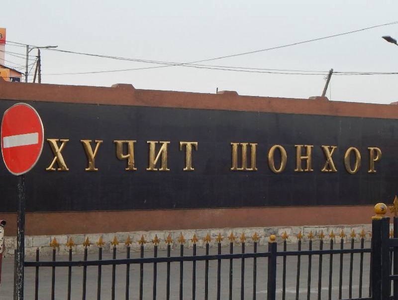 Хүнс нөөцлөх гэсэн иргэдээс үүдэн “Хүчит шонхор” захын автозамыг нэг чигийн урсгалд орууллаа