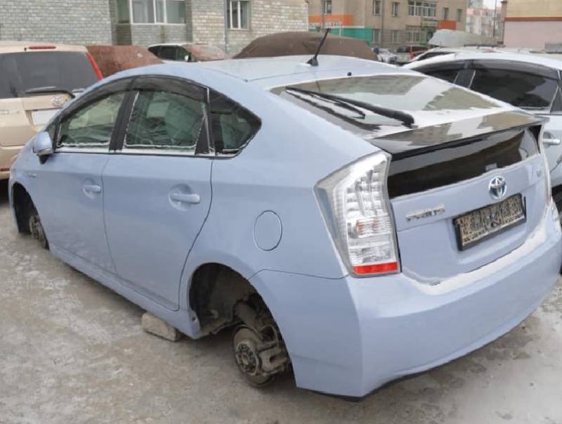 Автомашинаа харуул хамгаалалттай газар байршуулаарай