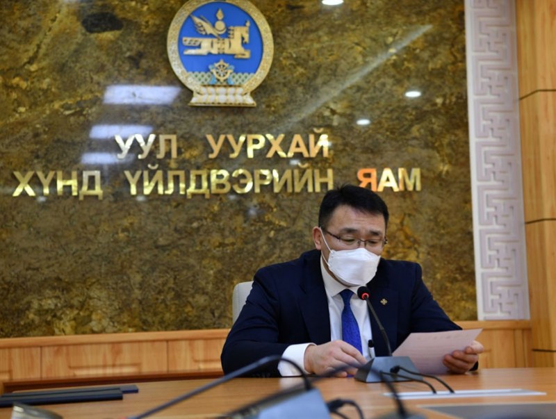 Эрдэс баялгийн салбарынхан covid 19 вирүсийн тархалттай тэмцэхэд зориулж хандив өргөхөөр боллоо