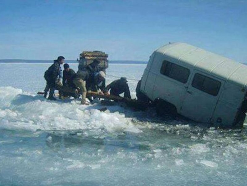 Мөсөн дээгүүр явах, авто тээвэр хийхгүй байхыг анхааруулж байна