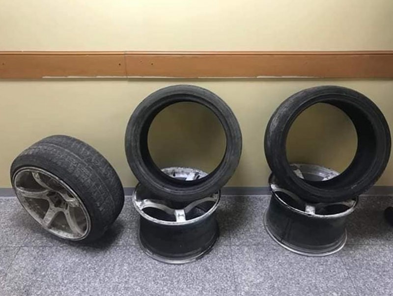 Автомашин болон зөөлөн яндан хулгайлж байсныг илрүүлжээ