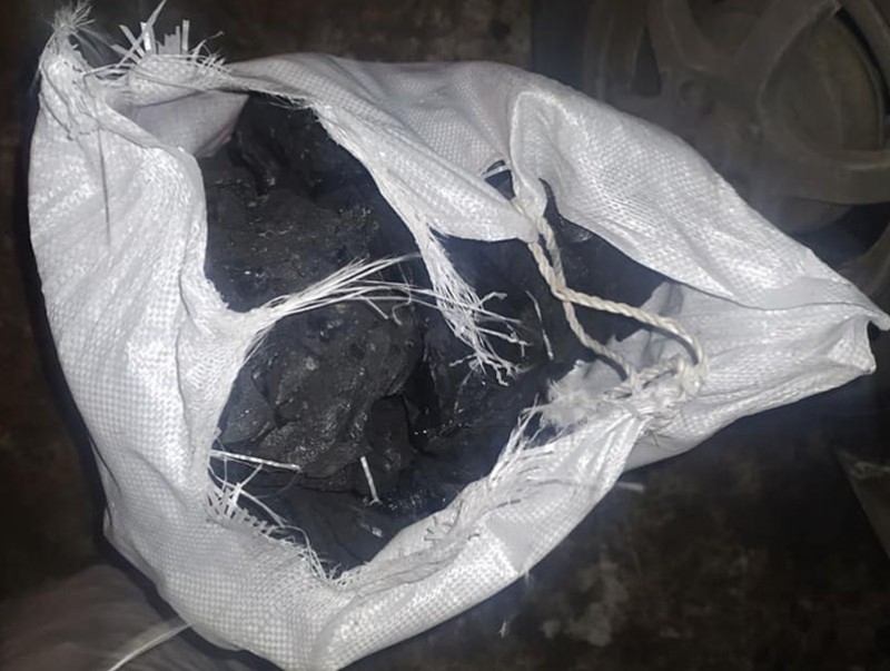 Нийслэл рүү 50 кг түүхий нүүрс нэвтрүүлэхийг завджээ