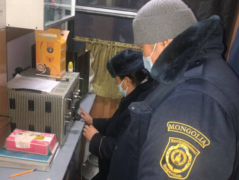 Төмөр замын зорчигч тээврийн үйл ажиллагаанд хяналт тавин ажиллаж байна