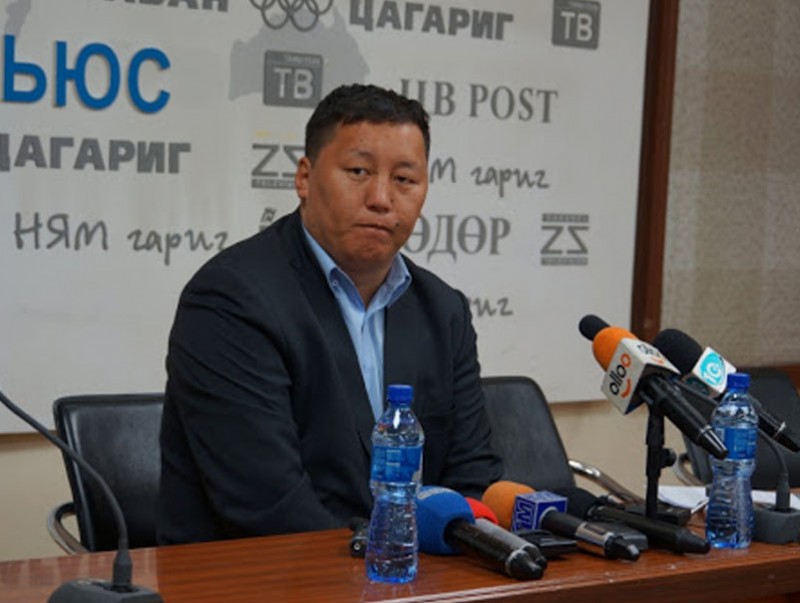Х.Бат-Ялалтын цагдан хорих таслан сэргийлэх арга хэмжээг хэвээр үлдээн шийдвэрлэлээ