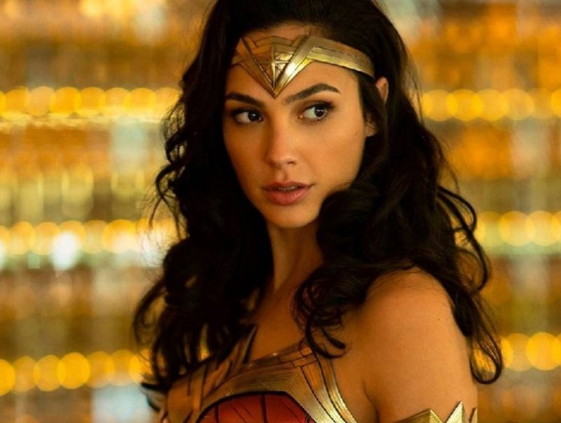 "Wonder woman-1984", “Шинэ Мутантууд”, “Black Widow” зэрэг киноны нээлт хойшлов