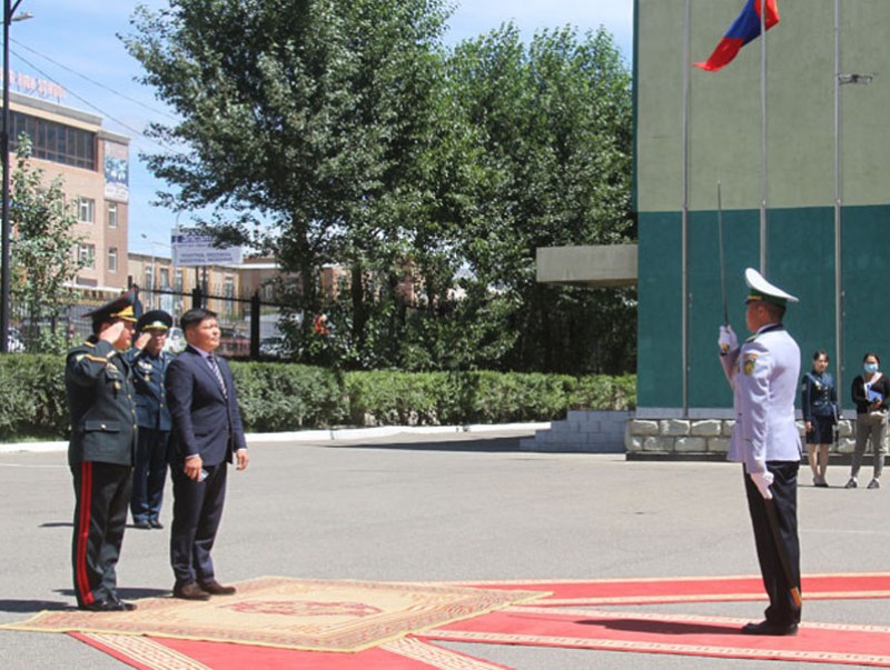 Хууль зүй, дотоод хэргийн сайд хилчидтэй уулзалт хийлээ