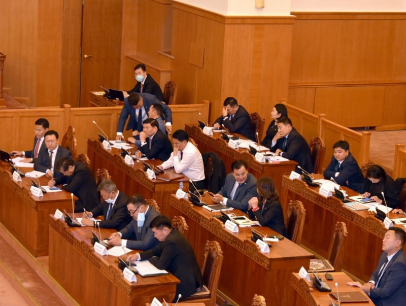 Монголын парламентын бүлгэмийн Гүйцэтгэх хорооны даргаар Т.Аюурсайханыг сонголоо