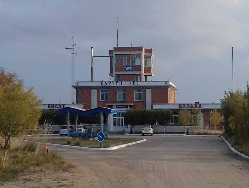 Улаанбаатар-Баруун-Урт чиглэлд бага оврын онгоц нисгэнэ