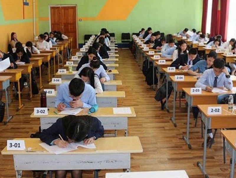 Элсэлтийн ерөнхий шалгалт Монгол Улсын түүхийн хичээлээр эхэллээ