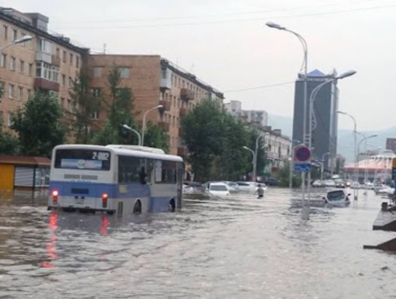 Үер, усны аюулаас урьдчилан сэргийлэхийг анхааруулж байна