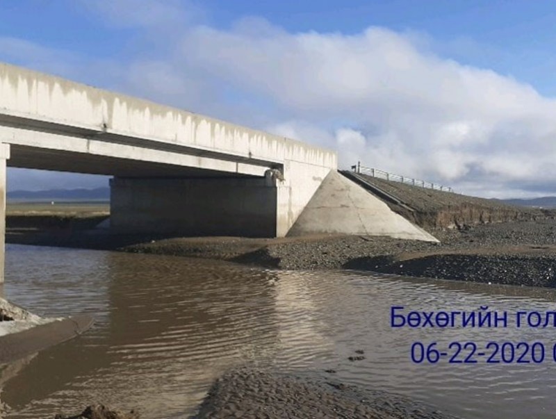 Бөхөгийн голын гүүрийг засварлаж дуусгав