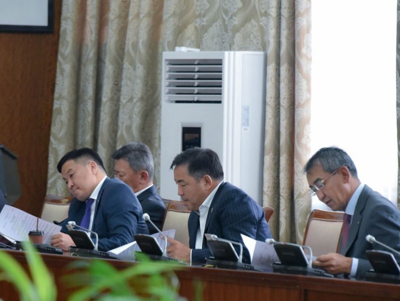 Засгийн газрын 2020-2024 оны үйл ажиллагааны хөтөлбөр батлах тухай тогтоолын төслийн эцсийн хэлэлцүүлгийг явуулав