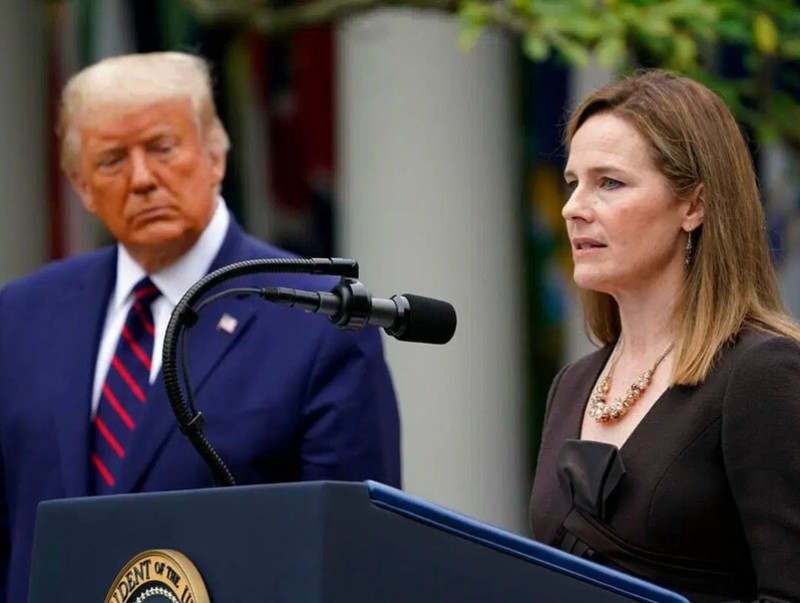 Доналд Трамп Америкийн Дээд шүүхийн шүүгчид Эми Кони Барреттийг нэр дэвшүүлнэ