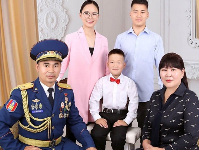 С.Эрдэнэ: Өөртөө томоохон зорилт тавиад түүндээ хүрэхийг хичээж, тууштай байх ёстой