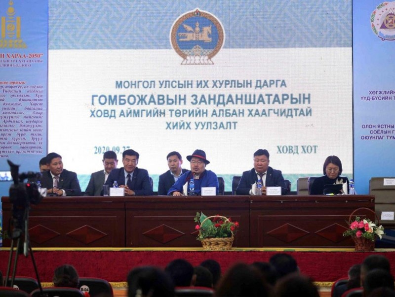 Г.Занданшатар: Үйлдвэрлэл эрхэлж байж л бид хөгжлийг бүтээнэ. Энэ замаар явж буй Ховдынхондоо баяр хүргэе
