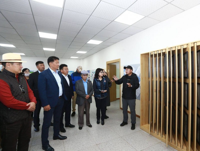 Булган аймгийн Гурванбулаг суманд бэлчээрийн нөхөн сэргээлтийн туршилт явуулж байна