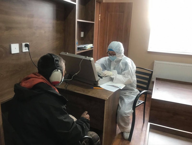 Нүүрс тээвэрлэгч жолооч нарыг нарийн мэргэжлийн үзлэгт хамруулж байна