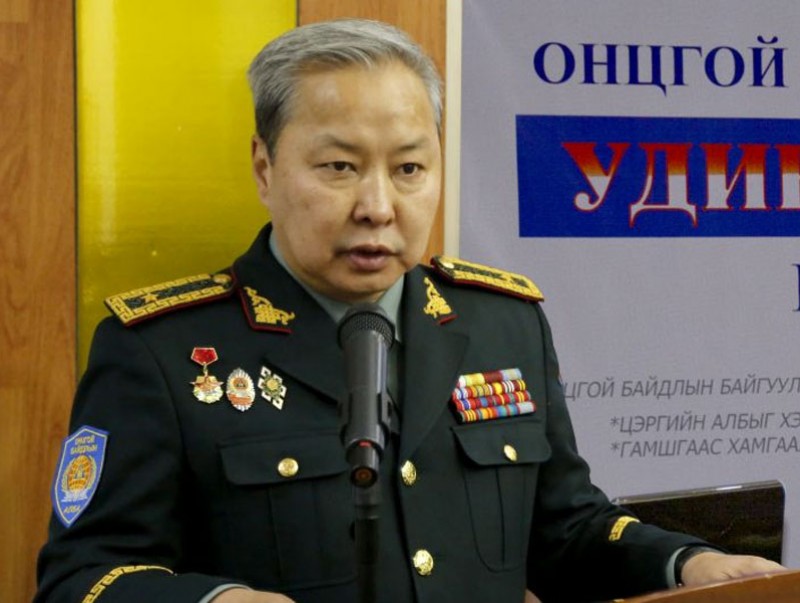 “Шинжлэх ухааны ажилтны өдөр”-ийг тохиолдуулан мэндчилгээ дэвшүүллээ