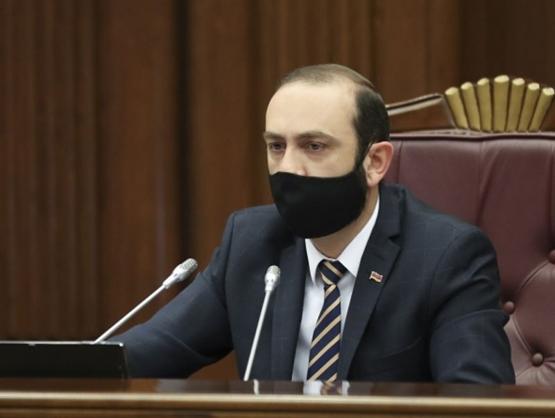 Арменийн парламентын дарга эмх замбараагүй байдлын үеэр гэмтжээ