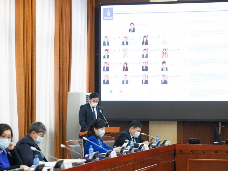Эрүүл мэндийн сайд Т.Мөнхсайхан : Бид дэглэмээ сайн мөрдөхгүй бол цар тахлын хоёр дахь давалгаа хүлээж байна