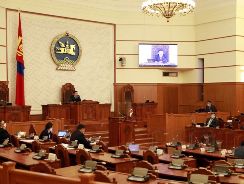 Хуулийн төслийг анхны хэлэлцүүлэгт бэлтгүүлэхээр харьяалах Байнгын хороонд шилжүүлэв