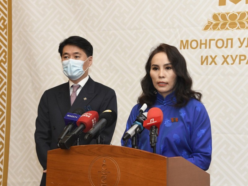 УИХ-ын гишүүн Ц.Мөнхцэцэг, Г.Амартүвшин нар иргэн Т.Чимгээг эрүүдэн шүүсэн асуудлаар нийтийн сонсгол явуулахыг хүслээ