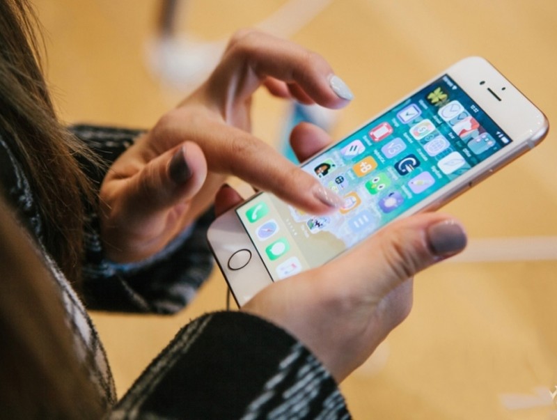 Apple, Google компаниуд COVID-19 ERSDEL апп ашиглах зааврыг маргааш иргэн бүрт илгээнэ