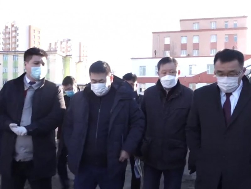 Ерөнхий сайд Л.Оюун-Эрдэнэ Нийслэлийн нийтийн тээврийн үйл ажиллагаатай танилцаж байна