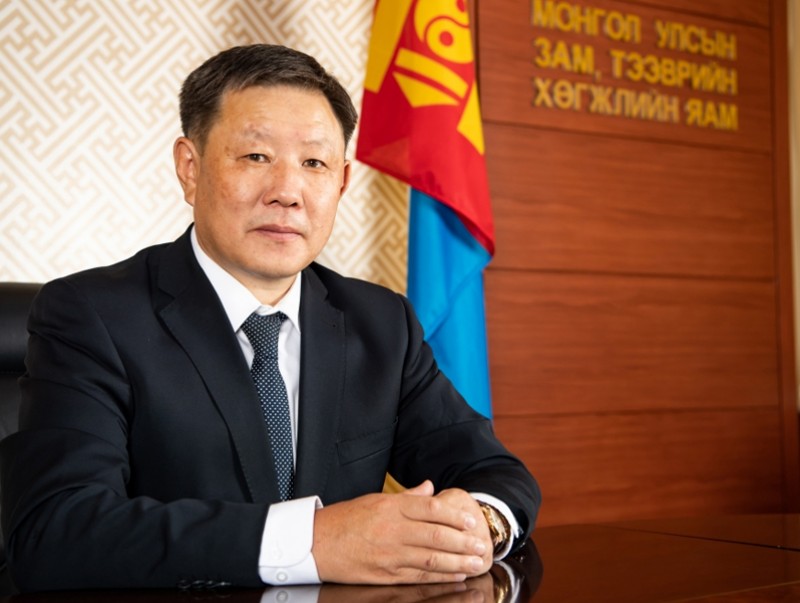 Зам, тээврийн хөгжлийн сайд Л.Халтар мэндчилгээ дэвшүүллээ