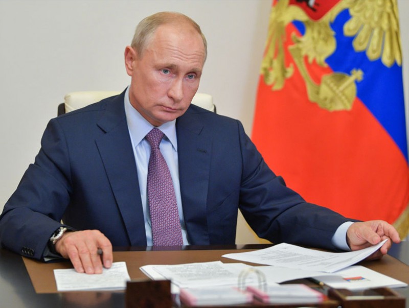 “Нэгдсэн Орос” намын нэр дэвшигчидтэй Владимир Путин цахимаар уулзалт хийлээ