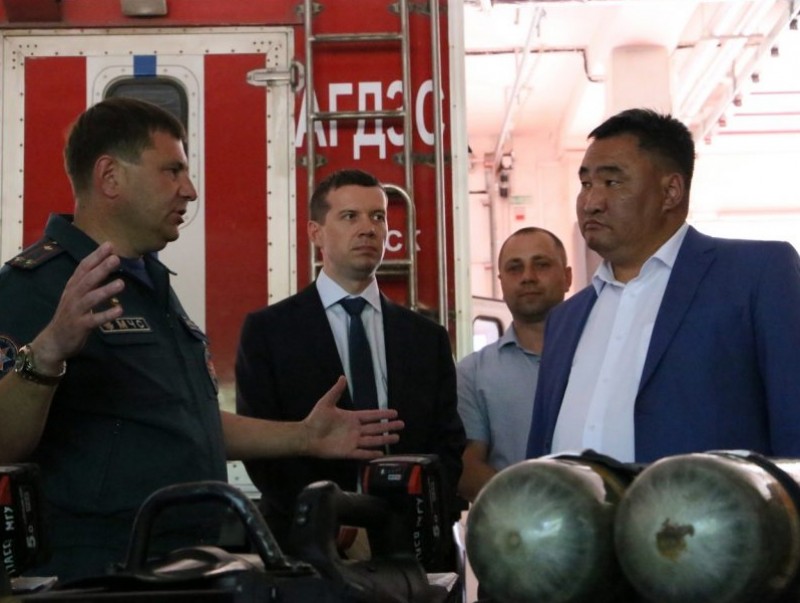 Бүгд Найрамдах Франц болон Беларусь улсад ажиллажээ