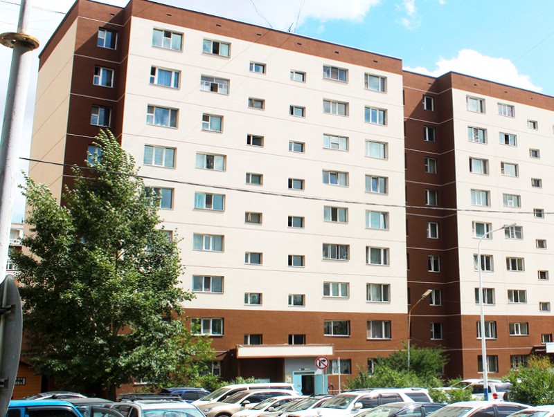 Орон сууцны байруудад гадна фасад, дулаалга хийж байна