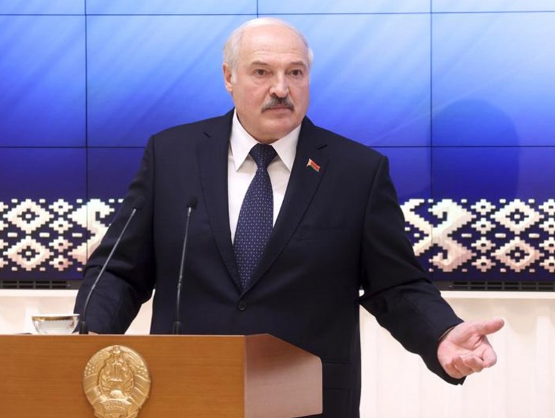 Александр Лукашенко: Шаардлагатай бол ОХУ-аас цэргийн дэмжлэг хүснэ