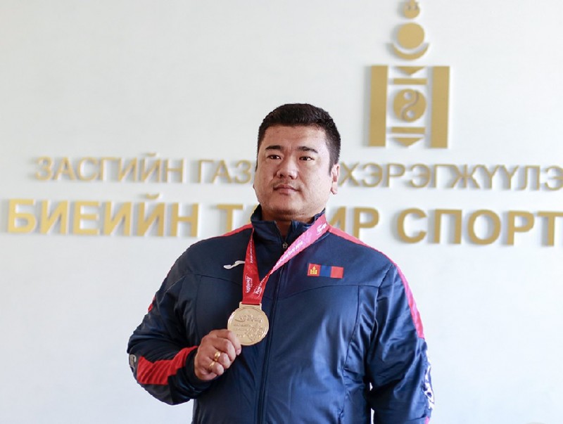 Э.Содномпилжээ паралимпын наадмын аварга боллоо