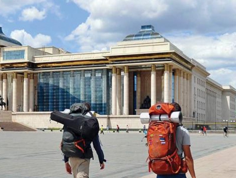 Монгол Улсад олон улсын гэрээний дагуу визгүй ирсэн гадаадын иргэдийн анхааралд...