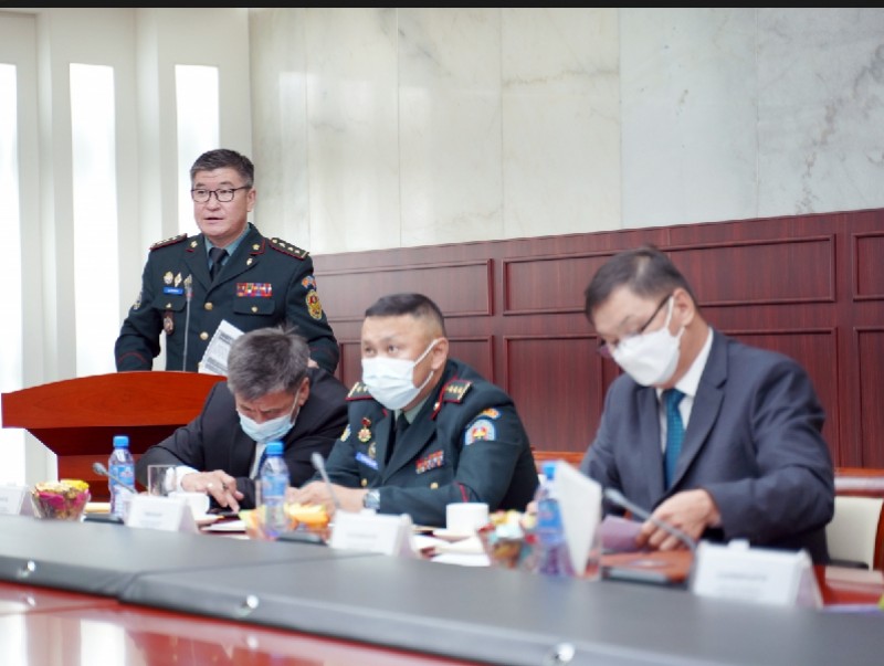 Батлан хамгаалах яамны удирдлагууд шүүхийн шийдвэр гүйцэтгэх ерөнхий газарт ажиллалаа