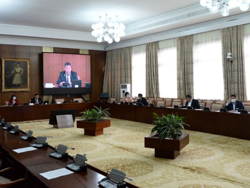 Үйлдвэржилтийн бодлогын байнгын хороо 2022 оны төсвийн тухай хуулийн хоёр дахь хэлэлцүүлгийг хийлээ