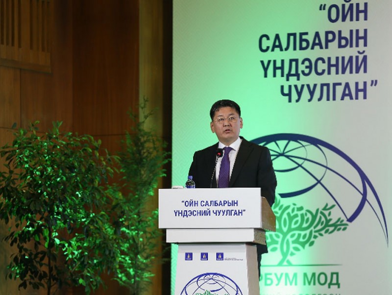 У.Хүрэлсүх: “Тэрбум мод” үндэсний хөдөлгөөнийг дагаж жимс, жимсгэнэ, нарийн ногоо, эмийн ургамал зэргийн үйлдвэрлэл эрс нэмэгдэж, олон мянган хүн ажилтай болно