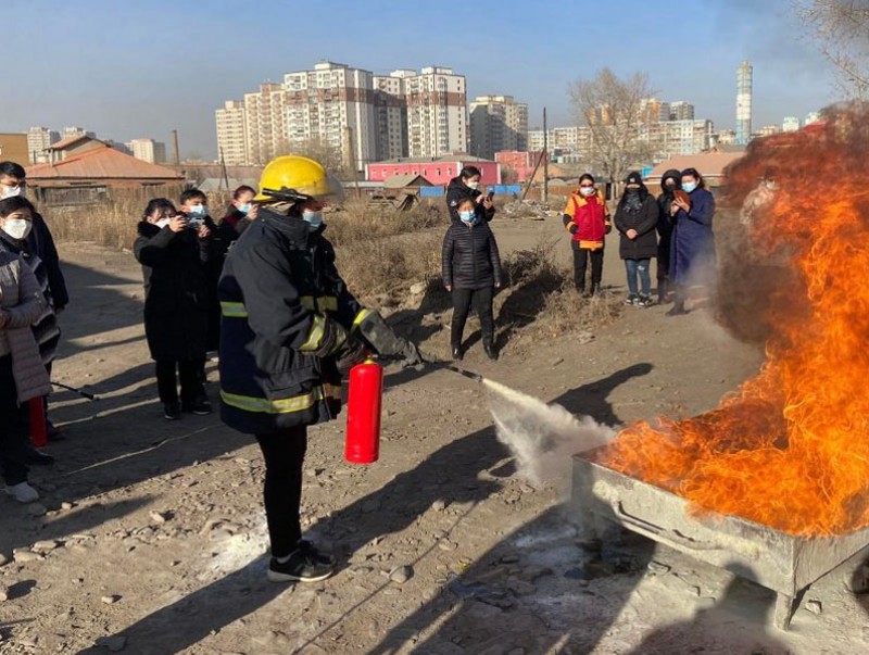 Сургагч багш нараар дамжуулан сургалт, нөлөөллийн ажлуудыг зохион байгуулна