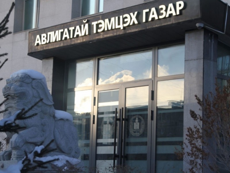 Хоёр хэргийг шүүхэд шилжүүлэх саналтай прокурорт шилжүүлэв