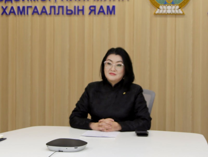 ХНХ-ын сайд А.Ариунзаяа БНСУ-ын Засгийн газрын байгууллагын шагнал хүртлээ