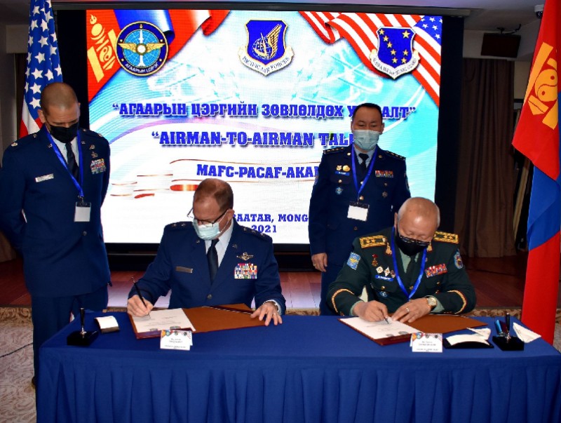Зөвлөлдөх уулзалтыг амжилттай зохион байгууллаа