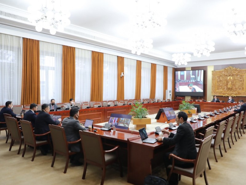 Монгол Улсын 2022 оны төсвийн тухай хуульд өөрчлөлт оруулах тухай, Нийгмийн даатгалын сангийн 2022 оны төсвийн тухай хуульд өөрчлөлт оруулах тухай хуулийн төслүүд болон бусад дагалдах хуулийн төслүүдийн 2 дахь хэлэлцүүлгийг хийлээ