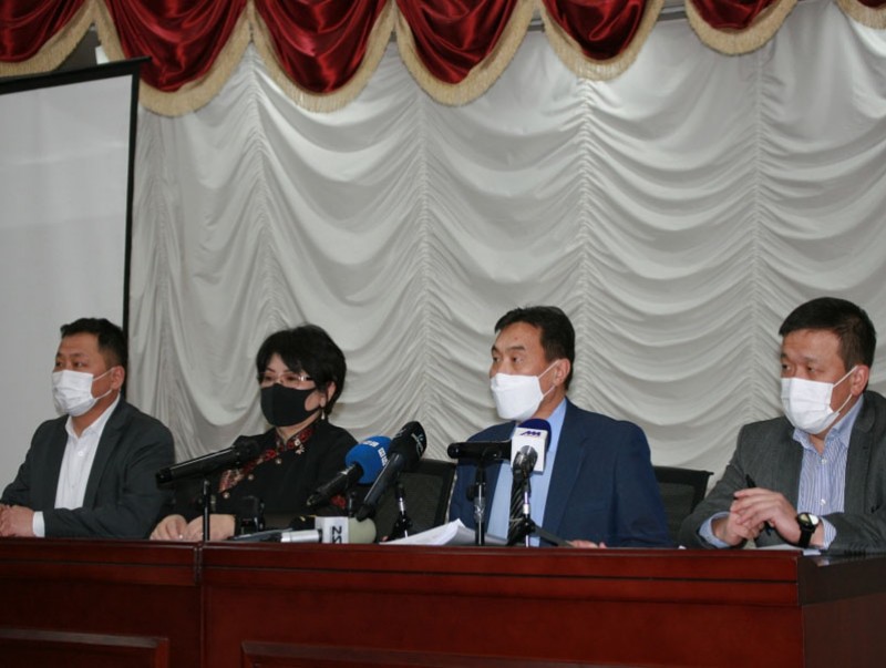 Замын-Үүд боомтоор 33800 тонн ачаа, төмөр замаар 21 чингэлэг эм, эмнэлгийн хэрэгсэл нэвтрүүлжээ